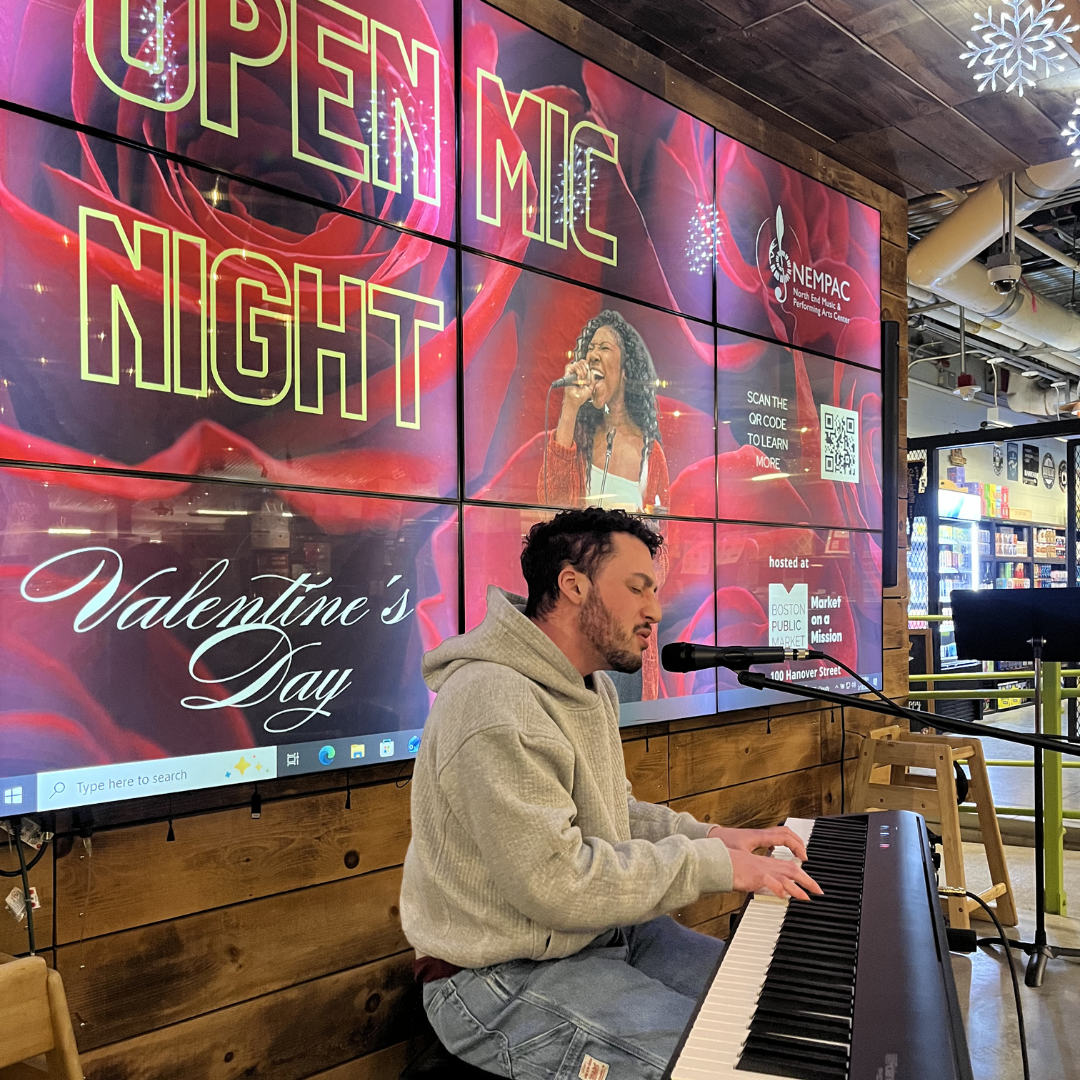 2 Photo of the Week – Open Mic Night